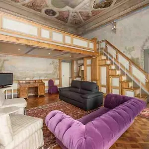luxury-apartment.it-tuscanyhotel.com/